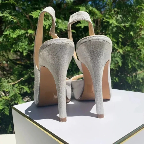 Lulu Townsend Silver PeepToe Canvas Slingback Heel - Picture 6 of 8
